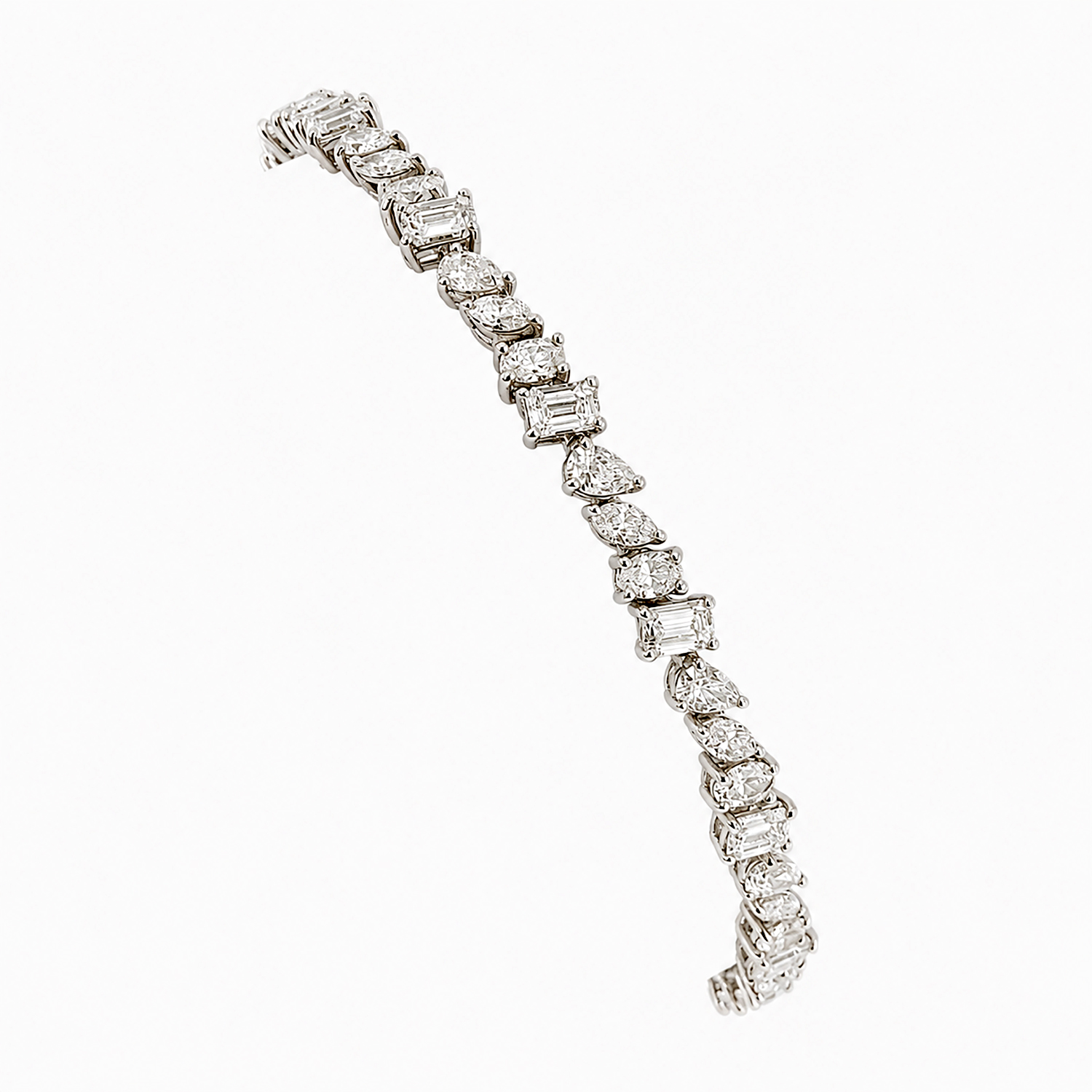 DIAMOND BRACELET GOLD 18KT