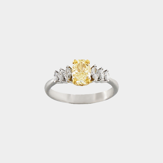 FANCY YELLOW DIAMOND SOLITAIRE GOLD 18KT